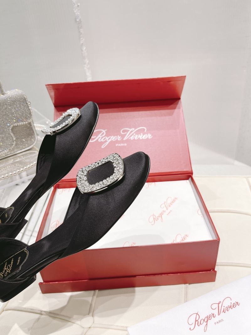 Roger Vivier flat shoes